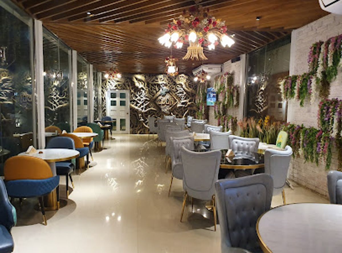 Cafe Eden